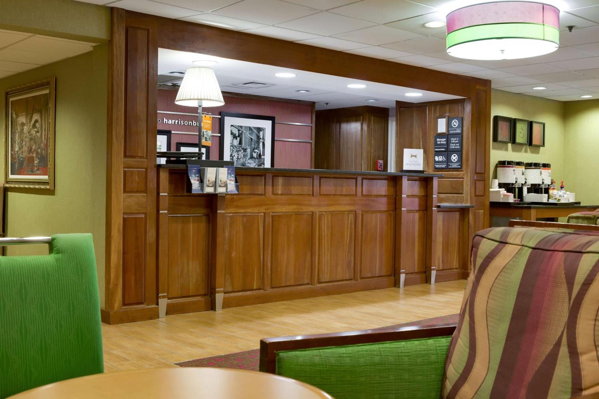 Hampton Inn Harrisonburg - University Buitenkant foto