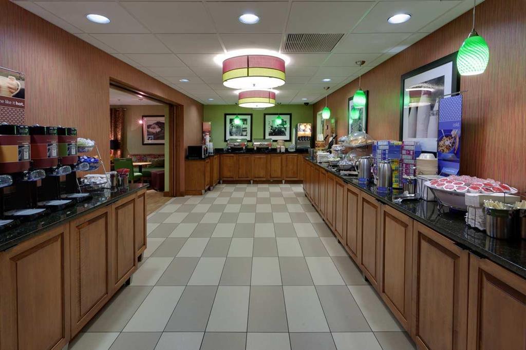 Hampton Inn Harrisonburg - University Restaurant foto