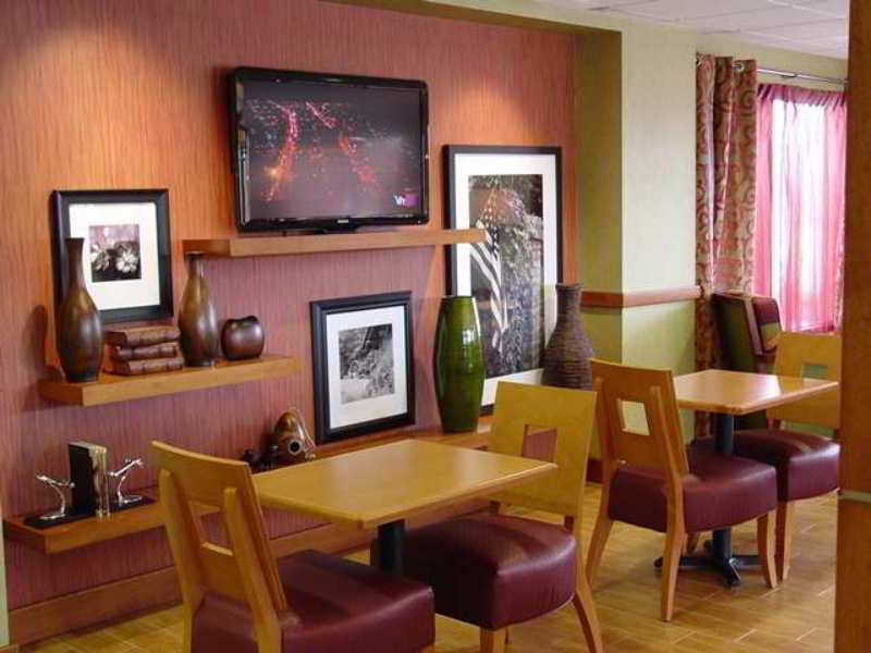 Hampton Inn Harrisonburg - University Buitenkant foto